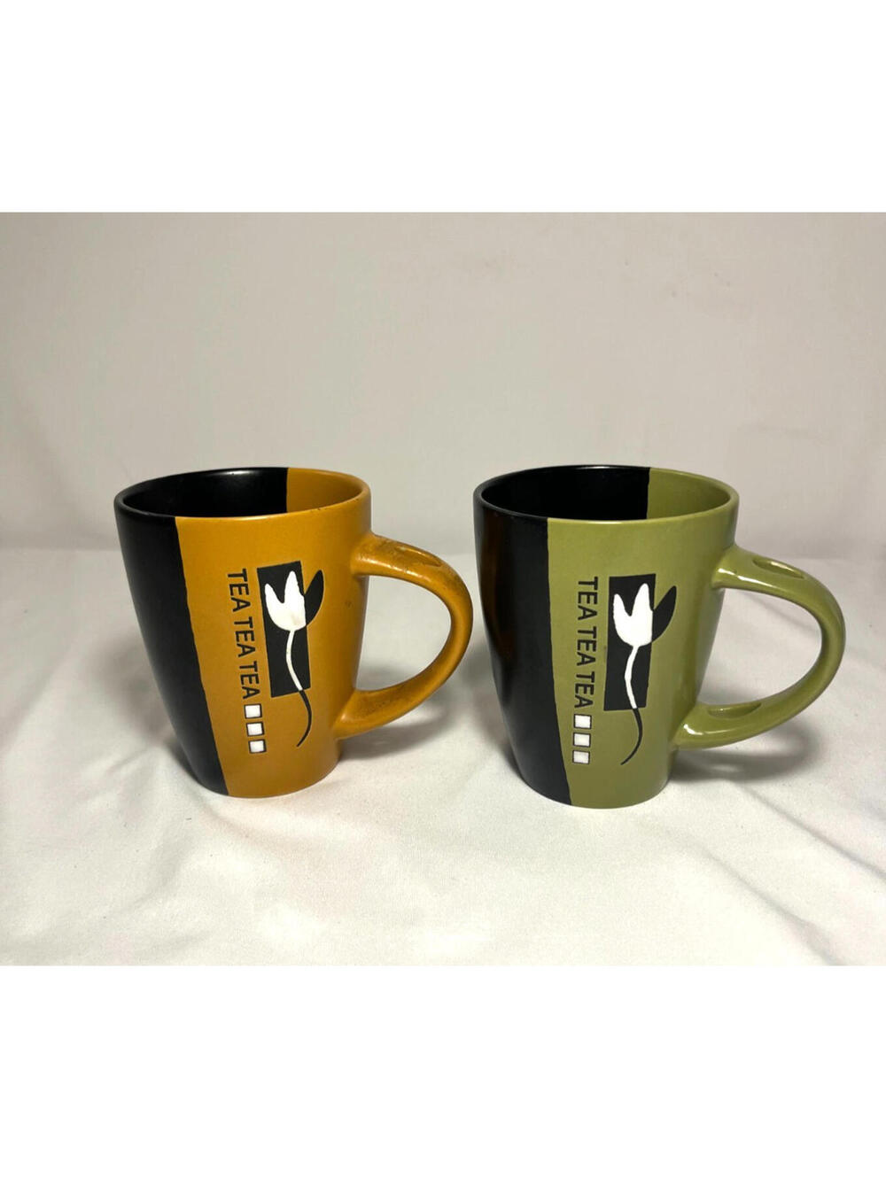 World Market Tea Tea Tea Ceramic Mugs Set of 2 Spoon Hole Handles